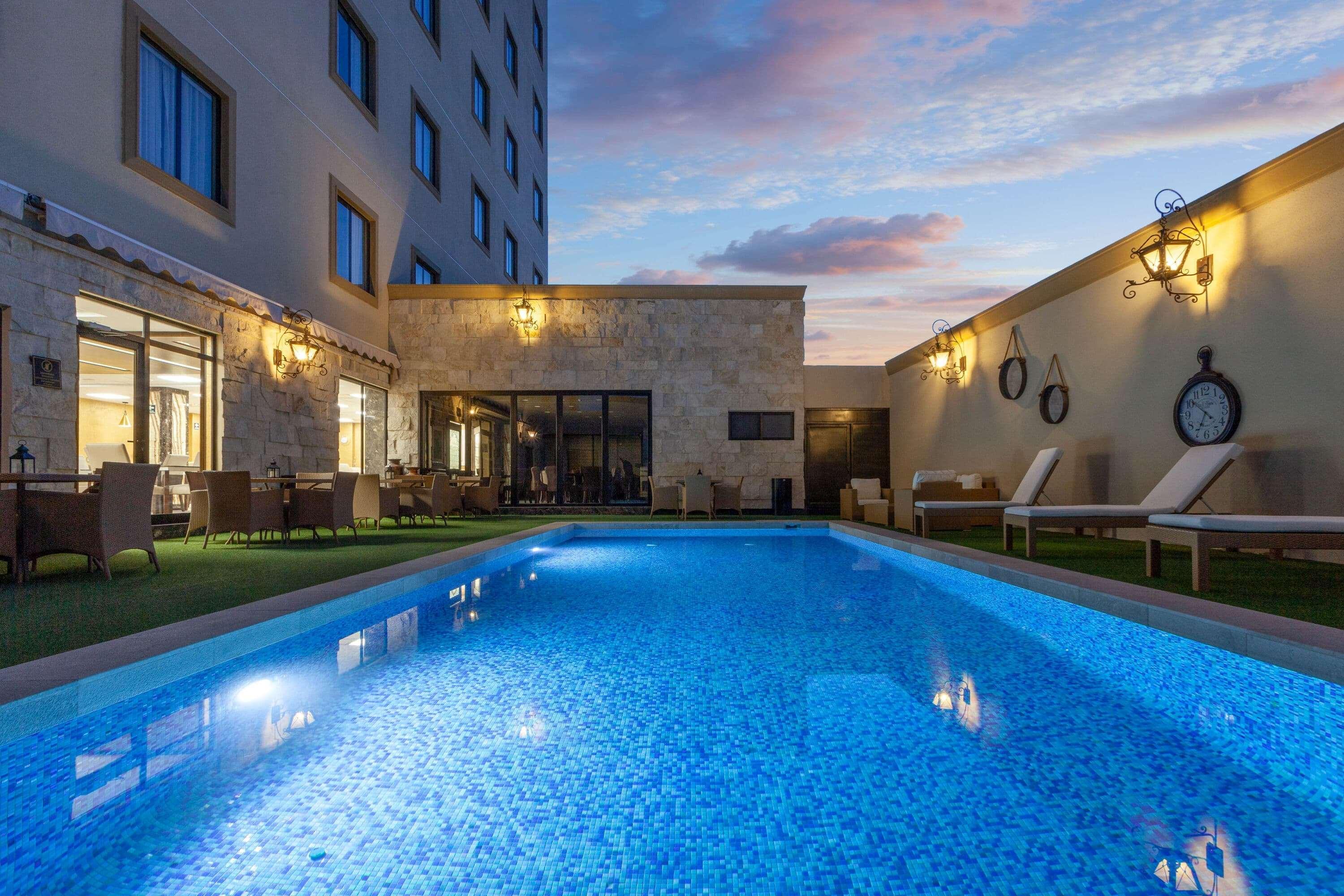 Отель Wyndham Торреон Экстерьер фото